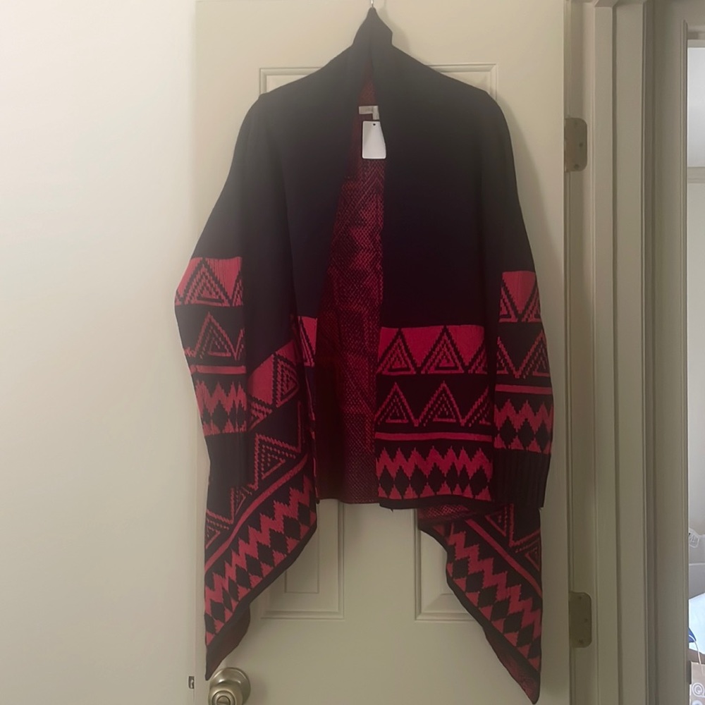 VESTIQUE | Women’s Navy + Hot Pink Cardigan